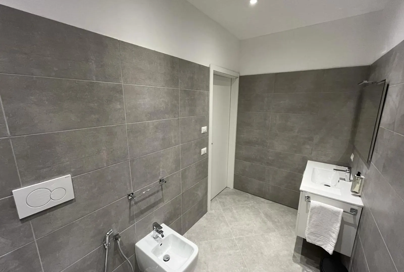 House Of Oscar Aparthotel Adria 0*,  Italy