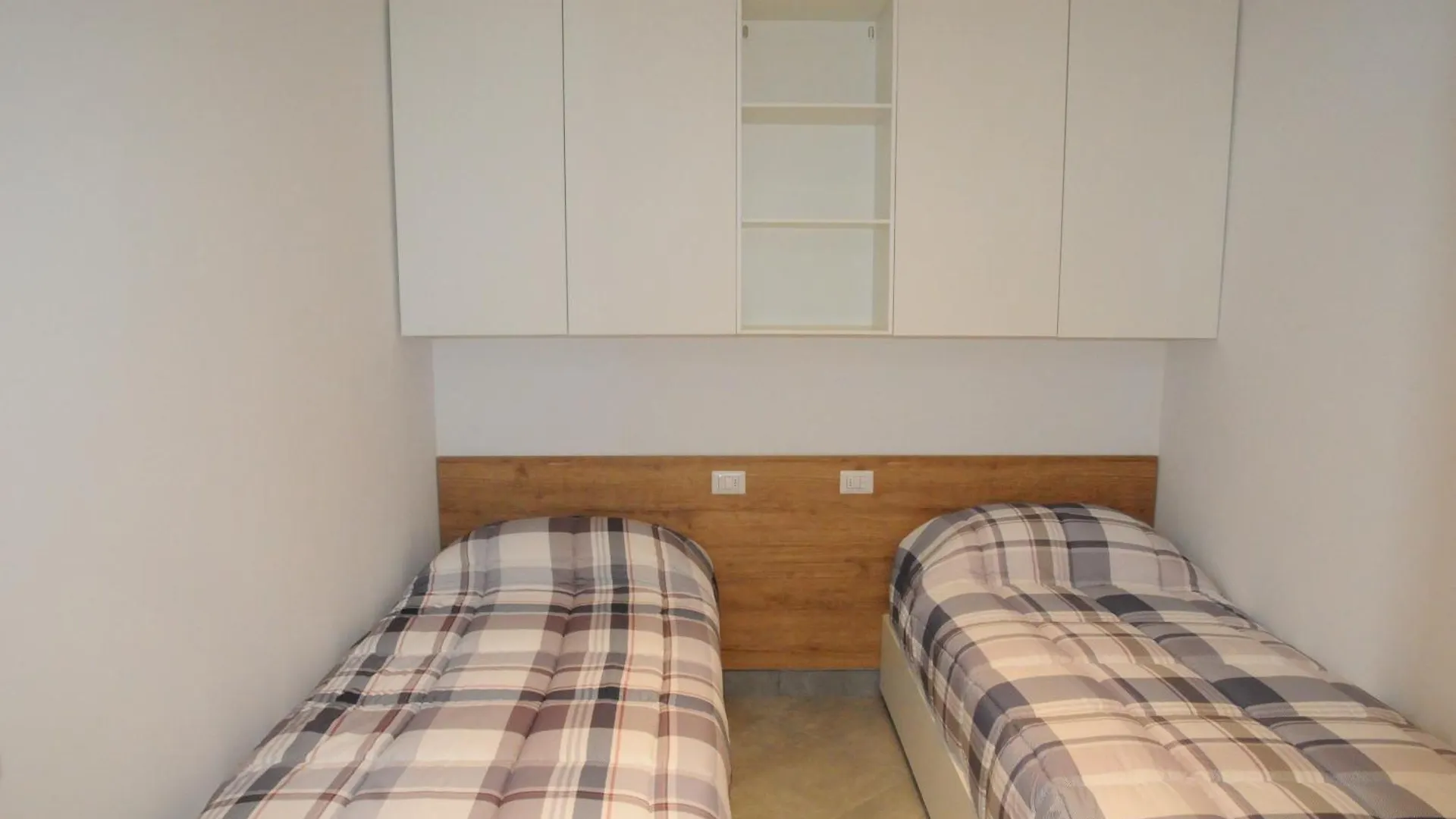 House Of Oscar Aparthotel Adria 0*,